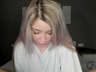 Ariel Meel webcam model stream image