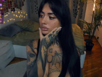 light_my_f1re webcam model stream image