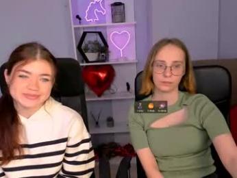 isabel_wave webcam model stream image