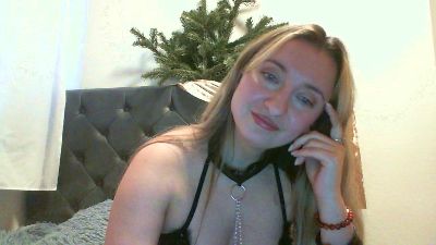 RuslanaFlower webcam cam4 model stream image