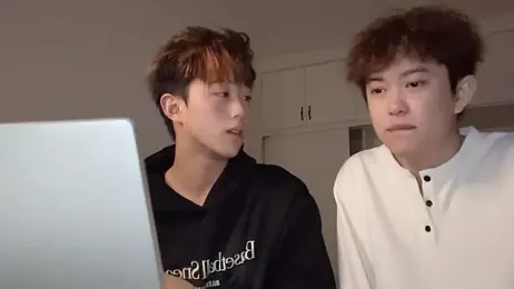 STxuguanhan webcam stripchat model stream image