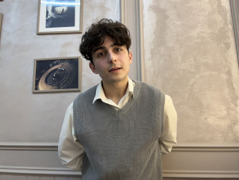 RobertStonks webcam model stream image