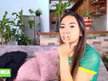 jules_n_gia webcam model stream image