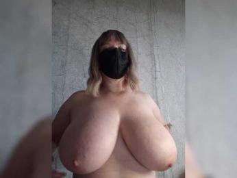 KarinCams webcam bongacams model stream image