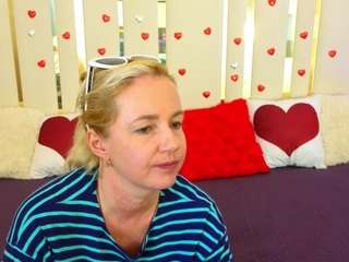 alaskaallila webcam camsoda model stream image