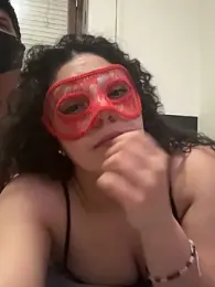 alynanyxx webcam stripchat model stream image