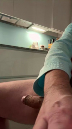 Mesero webcam model stream image