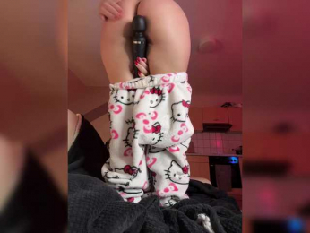 -little--minxxx- webcam model stream image