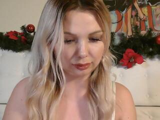 Sexy Mela webcam model stream image