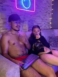 Noa_N_Luxy webcam model stream image