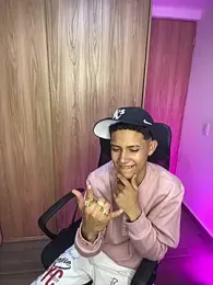 Toy_boy777 webcam stripchat model stream image