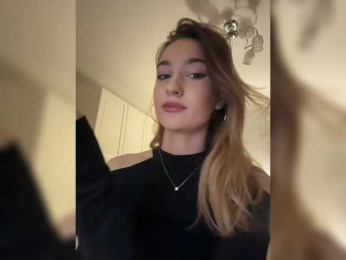 -Lana-Chester- webcam bongacams model stream image