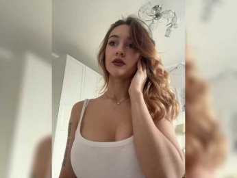 -Lana-Chester- webcam bongacams model stream image