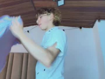 albert_dusk webcam model stream image