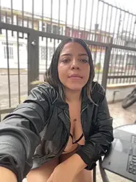 AdaPink_ webcam stripchat model stream image