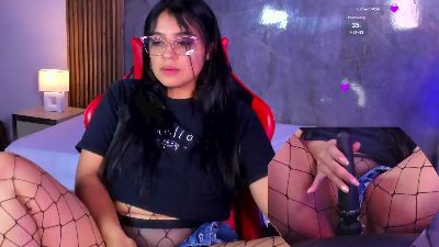 LuciaReid webcam cam4 model stream image