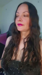 FoxySpanks webcam model stream image