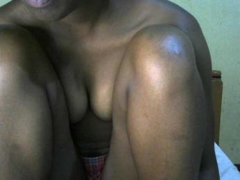 FREAKYSHIL webcam model stream image