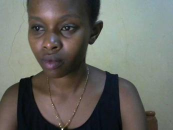 FREAKYSHIL webcam model stream image