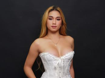 DashaHilles webcam model stream image