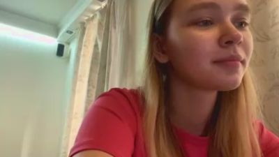 SandaAldaba webcam model stream image