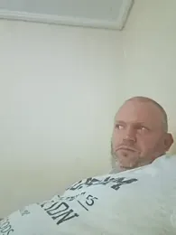 ShyBoy1982 webcam model stream image