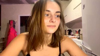 XeniaResner webcam model stream image