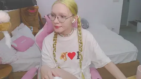 blush webcam stripchat model stream image