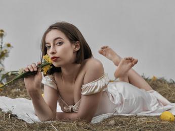 JinnyShiny webcam model stream image