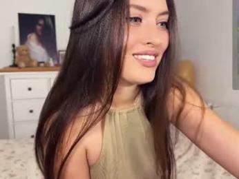 elenalooove webcam model stream image