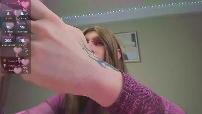 Yoi_Mika webcam model stream image