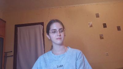 RoxanaKneisler webcam cam4 model stream image