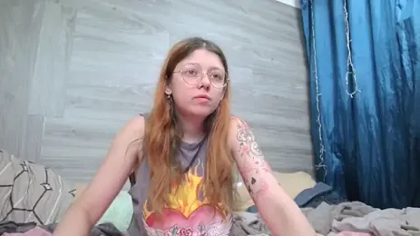 LinaBonBon webcam model stream image
