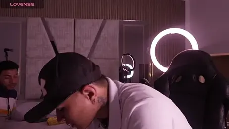 LiamDeep webcam model stream image