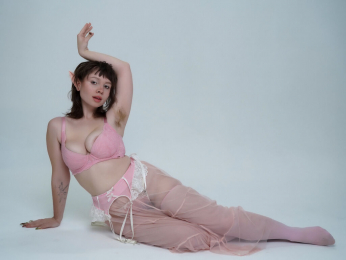 LillyStark webcam livejasmin model stream image