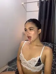 AngelHille webcam model stream image