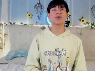 aleaurarashi webcam camsoda model stream image