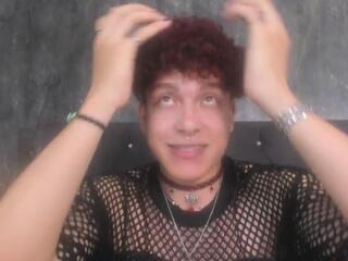 Thomas Firee webcam model stream image