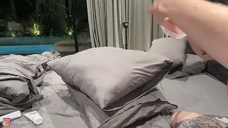 Golden_Aline webcam stripchat model stream image