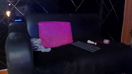 _IanLark webcam model stream image