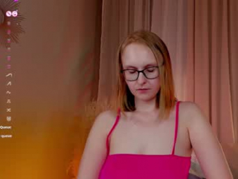 love_agatha webcam model stream image