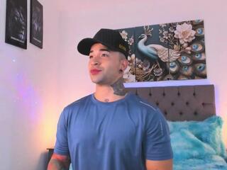 Matthew Colee webcam model stream image