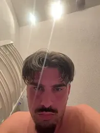 youngspritzer webcam stripchat model stream image