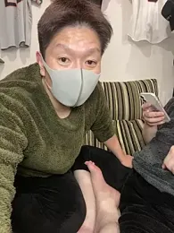 B-W_22-16_ webcam stripchat model stream image