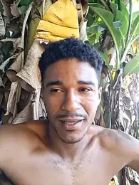 roariel webcam model stream image