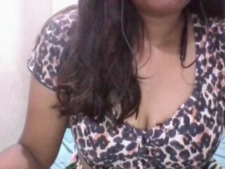 Lusty Laila webcam model stream image