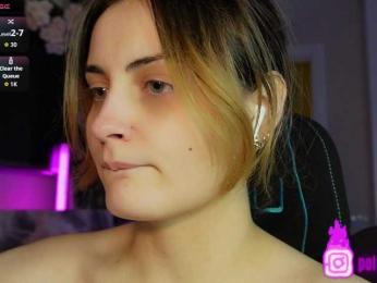 pollymorph webcam model stream image
