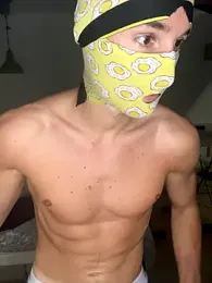 Singred webcam model stream image