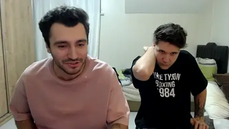 handsomeee04 webcam model stream image