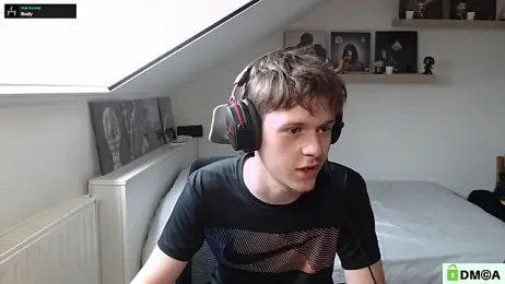 h3lon webcam model stream image